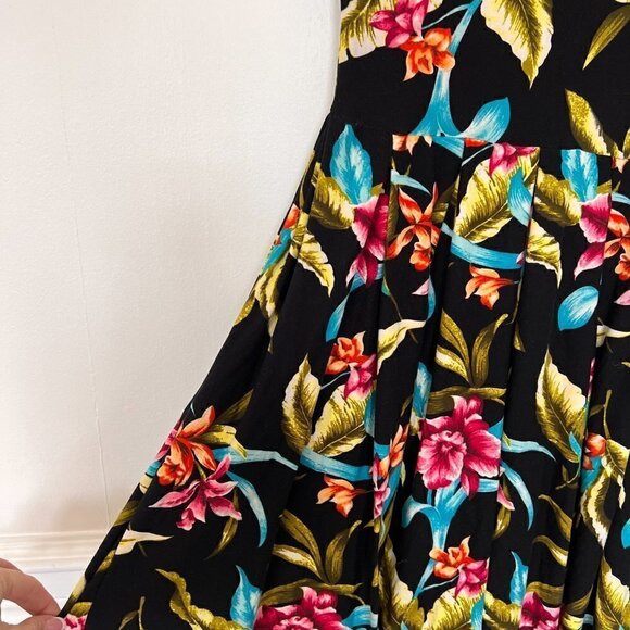 Pretty Young Thing Bright Floral Midi Fit & Flare Dress Sz S Black Knit - Picture 6 of 11